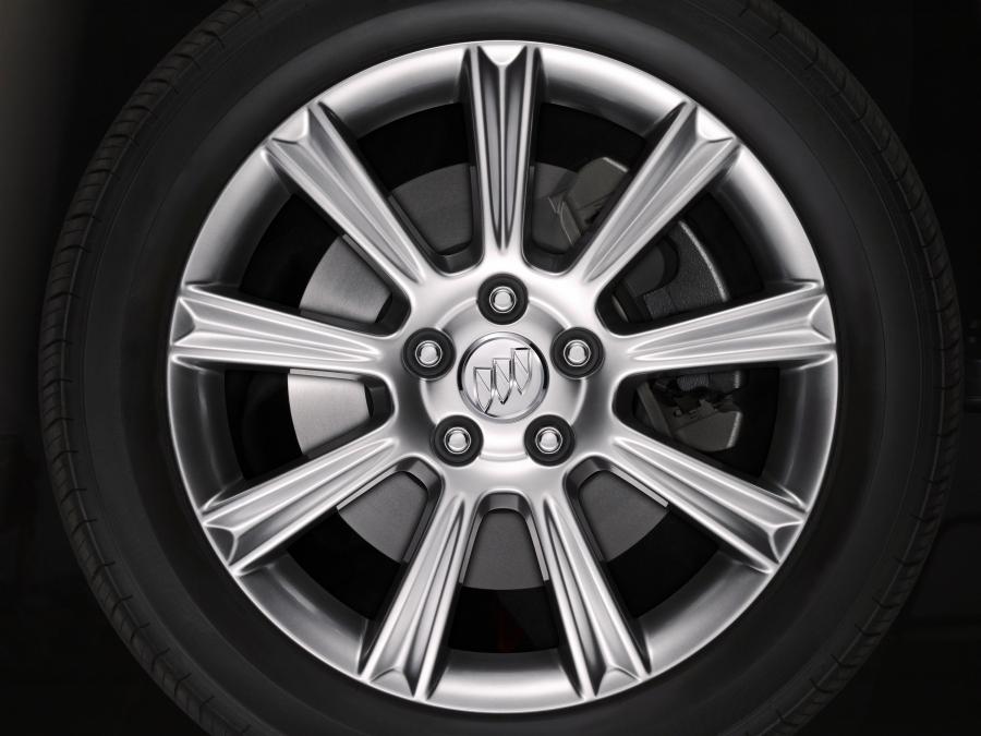  Buick LaCrosse Super 2008 года  (фото 10 из 46)